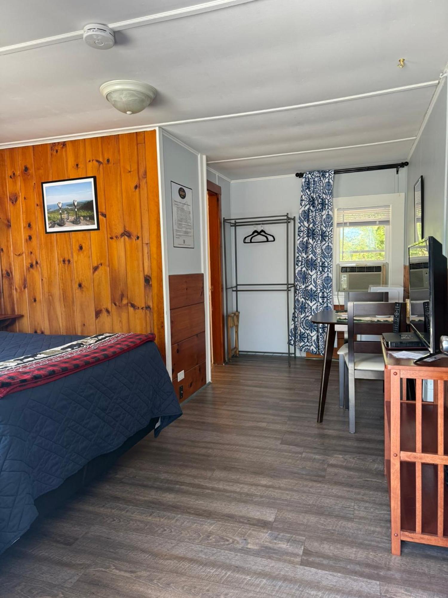 Searsport Yardarm Motel מראה חיצוני תמונה