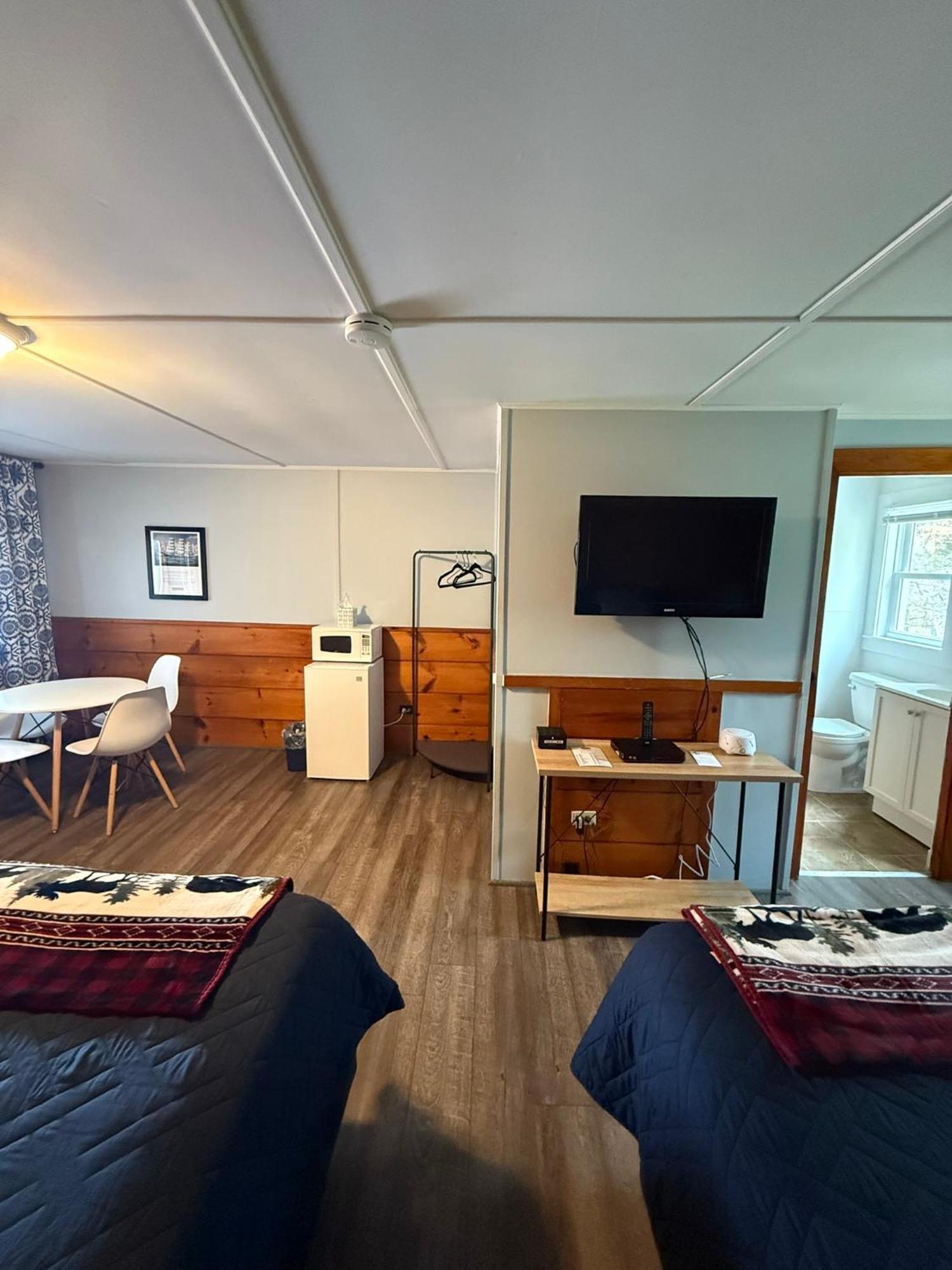 Searsport Yardarm Motel מראה חיצוני תמונה